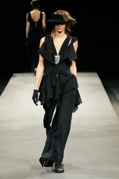 Look 29